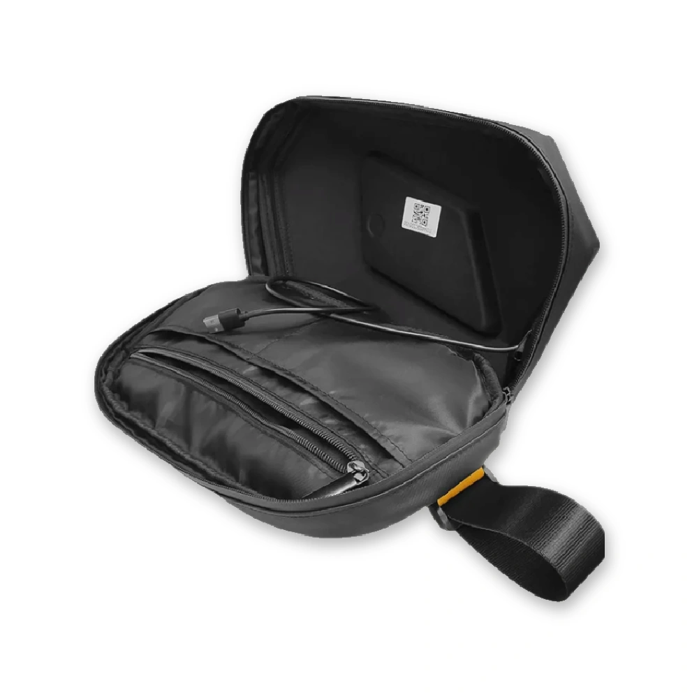 Cangurera Pixelia Personalizable Modelo S1 mostrando su interior con bolsillos internos.